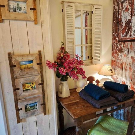 Les Pieds Dans L'Eau :Ker Anne Port-Joinville Exterior foto